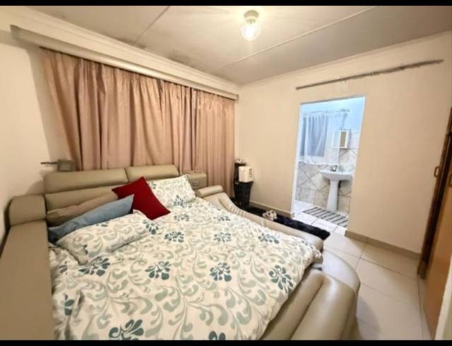 3 BEDROOM HOUSE FOR SALE IN BENDOR